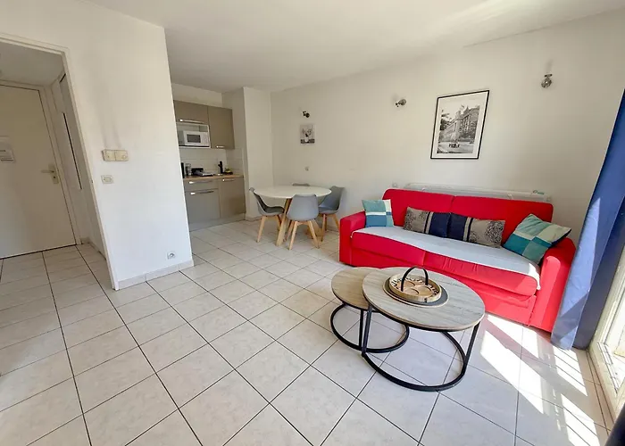 4-person - Air Conditioning And Pool 公寓 *